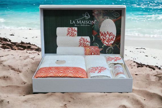 Подарочный набор полотенец La Maison, 3 шт. с ароматом  Bloom | Зображення 1