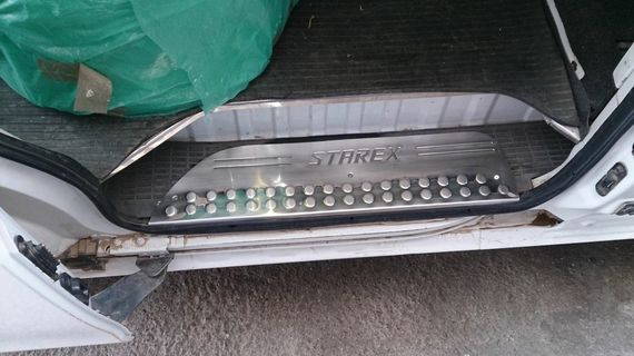 Накладки на пороги OmsaLine (3 шт, нерж) для Hyundai H200, H1, Starex 1998-2007 рр | Зображення 2