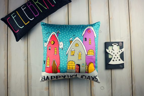 Подушка диванная с бархата Happy holidays 45x45 см (45BP_17NG028)