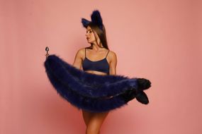 Анальный тройной меховой хвост без пробки, Синий с черным кончиком, OKOVA 100 см. sexstyle