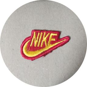 Нашивка на одежду (термо) Nike 55*32 мм Червоний з жовтим