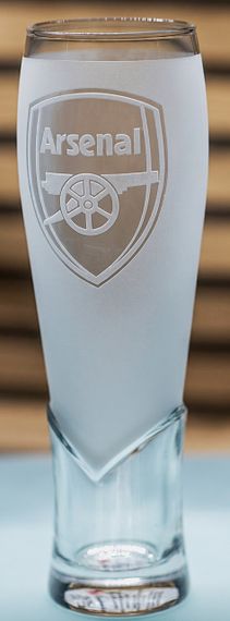Пивний келих крафтовий 440 мл ФК Арсенал Arsenal з гравіюванням подарунок для фаната футбольна кружка матовий | Зображення 2