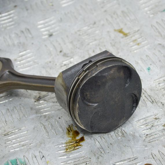 Шатун з поршнем 1.6 VTI Peugeot Partner 208 308 408 508 Шатун Пежо Партнер 77L54 122P | Зображення 1