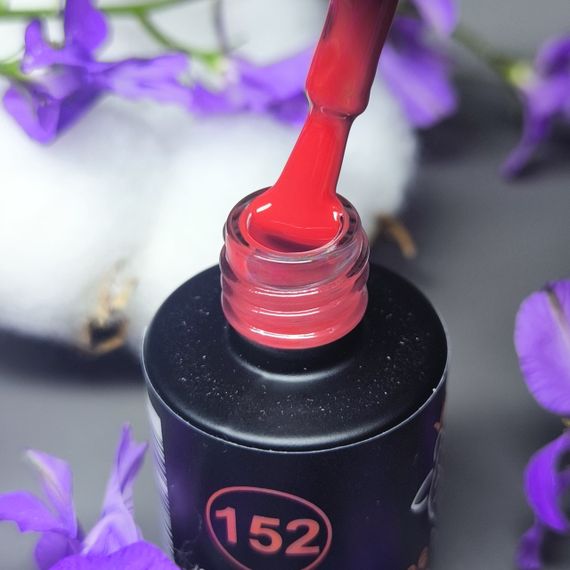 Гель-лак для ногтей Bee Nails 152 (насыщенный красный) 8мл