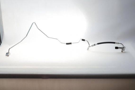 Трубка кондиціонера VW Golf V 03-09 Skoda Octavia 04-10 Superb 08-15 59684