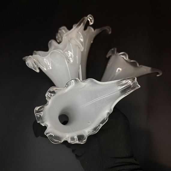 Потолочный светильник, дизайнерская люстра Paulmann со стеклянными сатиновыми плафонами в форме цветов 3×20W | Зображення 1