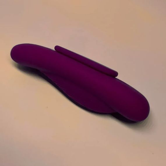 Вибратор в трусики с пультом Passion Play, 28 режимов вибрации Sex Aura | Зображення 7