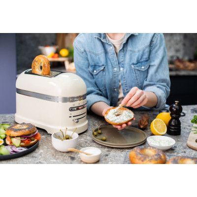 Тостер KitchenAid 5KMT2204EAC | Зображення 1