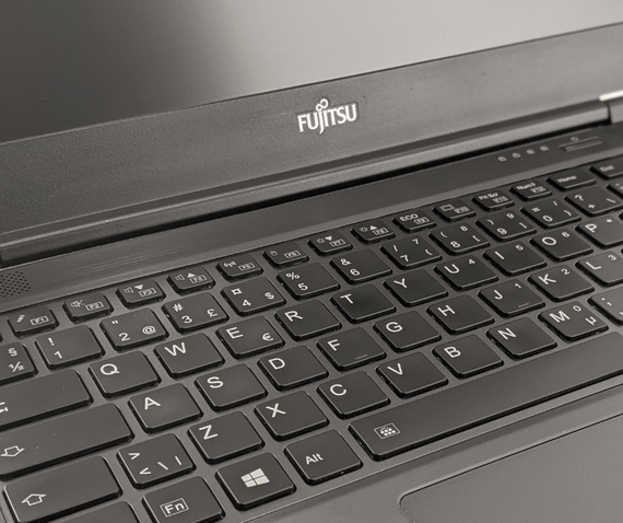 Ультрабук Fujitsu LifeBook U7410 / 14" (1920x1080) IPS / Intel Core i5-10210U (4 (8) ядра по 1.6 - 4.2 GHz) / 8 GB DDR4 / 240 GB SSD / Intel UHD Graphics / WebCam б/у | Зображення 2