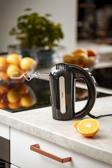 Миксер ручной Camry CR 4218, кухонный миксер 800 Вт, 5 скоростей, Turbo, насадки для теста и взбивания | Зображення 4