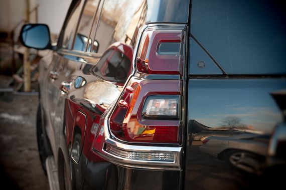 Накладки на стопи V1 (2 шт., 2018-2024) для Toyota Land Cruiser Prado 150 | Зображення 1