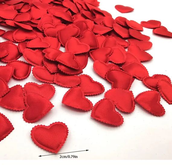 Декор , прикраси- Шовкові  серця  Колір червоний  ( 100 шт) Новинка !