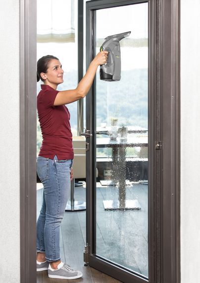 Пылесос для мойки окон аккумуляторный Karcher WVP10 1.633-550.0 | Зображення 3