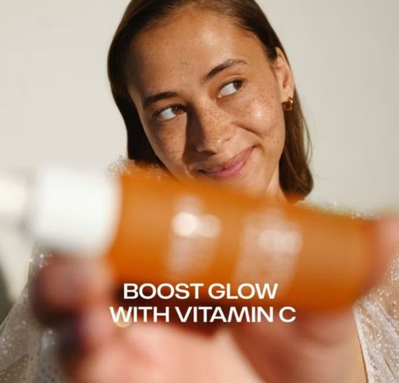 Сироватка з вітаміном С LUMENE Nordic-C Glow Boost Essence Serum with Vitamin C, Triple Hyaluronic Acid & Polyglutamic Acid 30 ml | Зображення 3