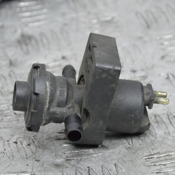 Клапан регенерації палива Mercedes W202 W210 1993-2003 Клапан електромагнітний Мерседес 0011409960 | Зображення 1