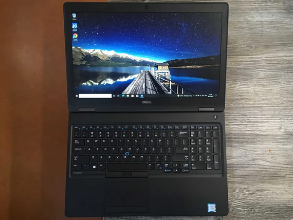 Ноутбук Dell Precision 3520|15.6 FHD,IPS/i5-7440HQ/16Gb/QuadroM620 2GB/256SSD | Зображення 1