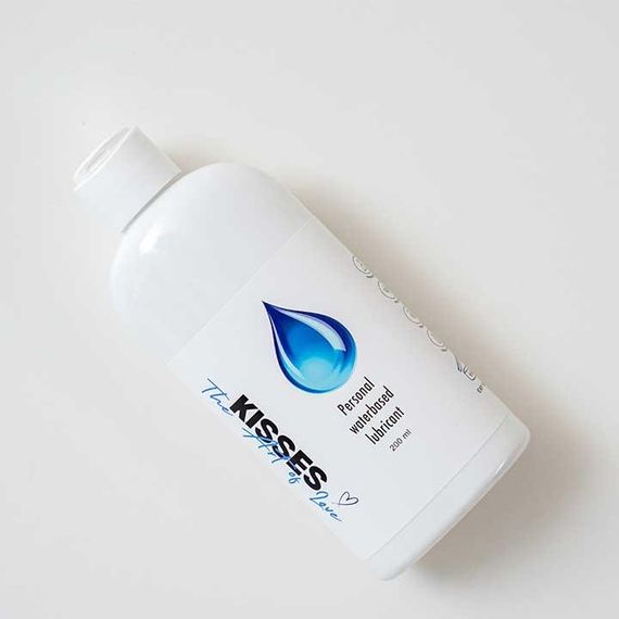 Лубрикант на водній основі Kisses 200 мл. – Інтимне мастило | Зображення 1