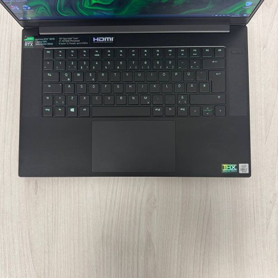 Ігровий ноутбук Razer Blade 15 RZ09-0369 / 15.6" (1920x1080) IPS / Intel Core i7-10750H (6 (12) ядер по 2.6 - 5.0 GHz) / 16 GB DDR4 / 512 GB SSD NVMe / nVidia GeForce RTX 3070, 6 GB GDDR6, 256-bit / WebCam б/в | Зображення 6