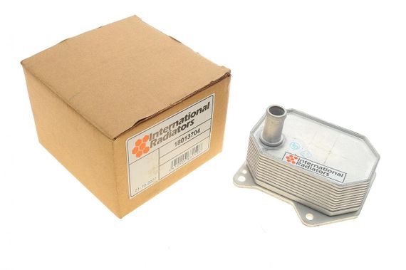 Радиатор масляный Ford Transit 2.2 2.4 TDCI 06- теплообменник  18013704