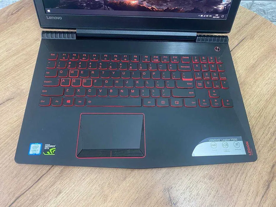 Ноутбук Lenovo Y520-15IKBM 15.6" IPS i7 7700HQ 8Gb/SSD256 GTX1060MaxQ | Зображення 3