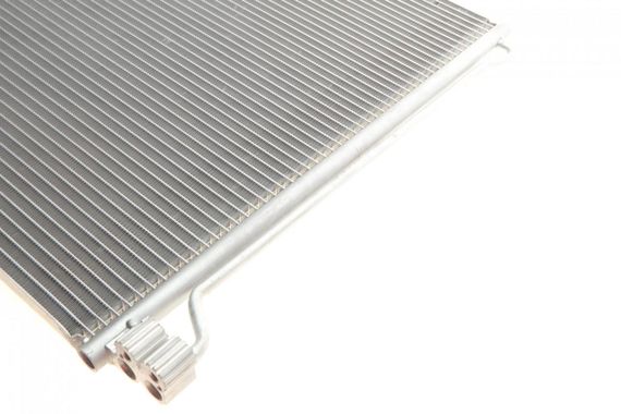 Радіатор кондиціонера з осушувачем BMW X5 E70 F15 F85 X6 E71 E72 F16 F86 09-19 N57 N63 N47 06005474 | Зображення 4