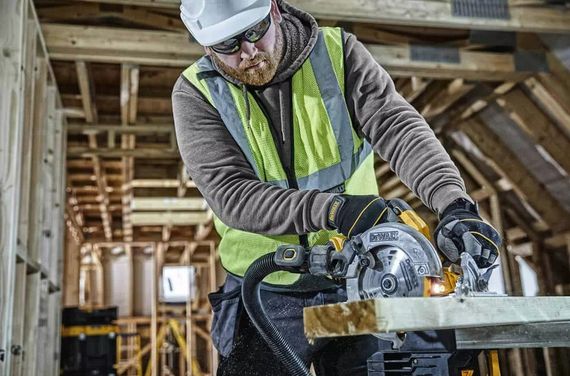 Пила дискова акумуляторна DeWalt з АКБ та ЗП DCS570P2 | Зображення 1