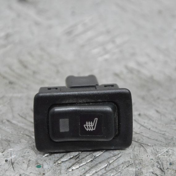 Кнопка підігріву переднього сидіння Mazda 6 2002-2007 Кнопка підігріву сидіння Мазда 6 191481 5792D97