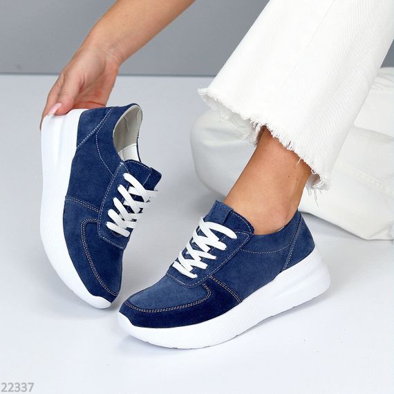 Яркие синие замшевые кроссовки натуральная замша на белой подошве 37