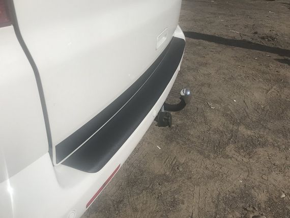 Накладка на задній бампер із загином (ABS-пластик) Матова для Volkswagen T5 Multivan 2003-2010рр | Зображення 2