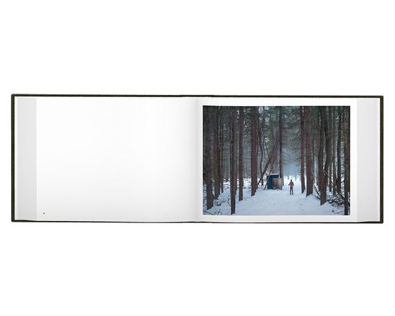 Книга photography Gregory Crewdson: Cathedral of the Pines книги с фотографиями известных фотографов | Зображення 2