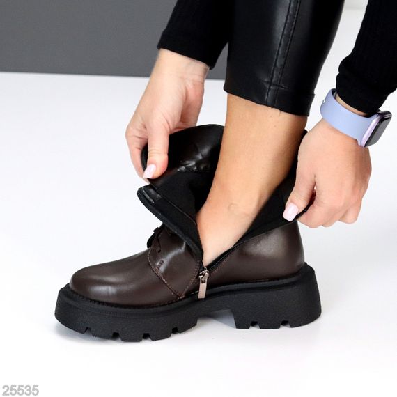 Стильні дизайнерські черевики на флісі натуральна шкіра колір Шоколад | Зображення 2