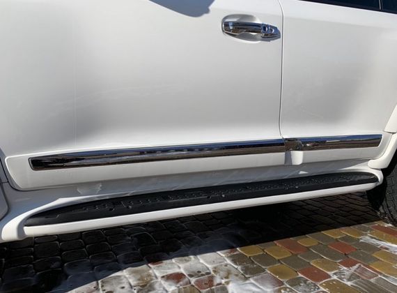Комплект дверных молдингов (2008-2016) Белый цвет для Toyota Land Cruiser 200 | Зображення 1