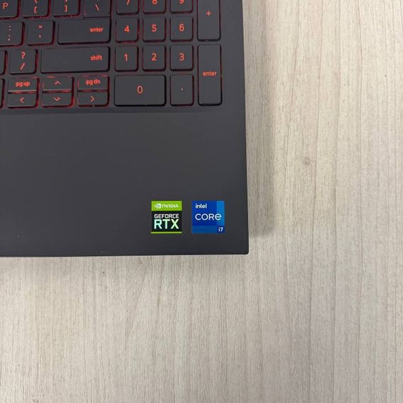 Ігровий ноутбук Б-клас Dell G15 5511 / 15.6" (1920x1080) IPS / Intel Core i7-11800H (8 (16) ядер по 2.3 - 4.6 GHz) / 16 GB DDR4 / 512 GB SSD / nVidia GeForce RTX 3050, 4 GB GDDR6, 128-bit / WebCam б/в | Зображення 4