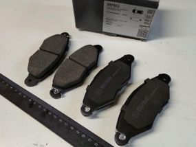 Колодки передні гальмівні Kangoo, LPR (05P662) (7701205513)