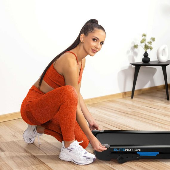 Бігова доріжка GYMTEK XTM500 з масажером | Зображення 5