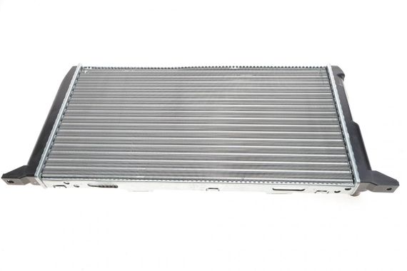 Радиатор охлаждения Audi 80 100 1,6-2,0 86- 03002047 | Зображення 2