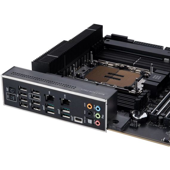 Серверна материнська плата ASUS PRO WS W790-ACE s4677 W790 8xDDR5 M.2 CEB (90MB1C70-M0EAY0) | Зображення 8