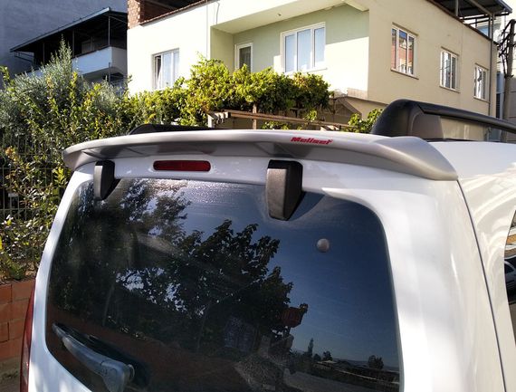 Спойлер Anatomic (1 дверца, под покраску) для Peugeot Partner Tepee 2008-2018 гг | Зображення 1