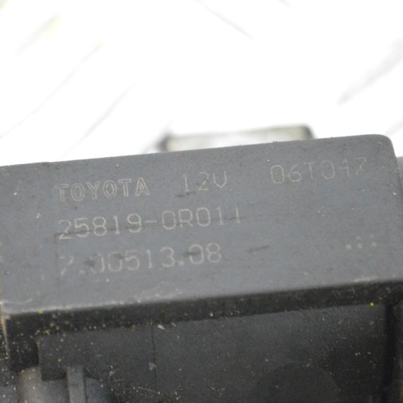Клапан управління турбіною 2.0 / 2.2 Toyota Auris Avensis Corolla Rav 4 2005-2018 Клапан тиску наддуву Тойота Ауріс 258190R011 | Зображення 3
