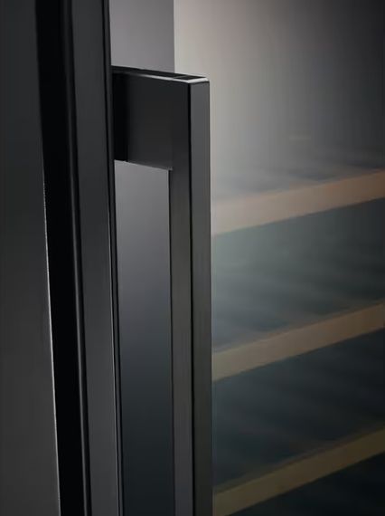 Холодильник  вбудований Electrolux для вина (EWUS052B5B) | Зображення 4