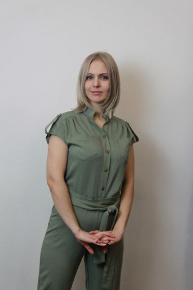 Зручний штанельний комбінезон кольору хакі | Зображення 6