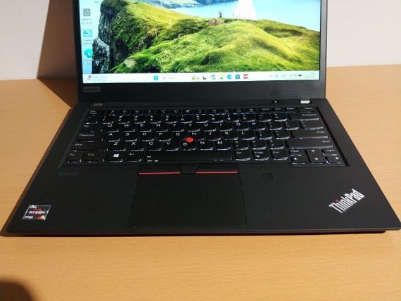 Ультрабук Б-класс Lenovo ThinkPad T14 Gen1 / 14" (1920x1080) IPS Touch / AMD Ryzen 5 Pro 4650U (6 (12) ядра по 2.1 - 4.0 GHz) / 16 GB DDR4 / 120 GB SSD / AMD Radeon RX Vega 6 / WebCam б/у | Зображення 4
