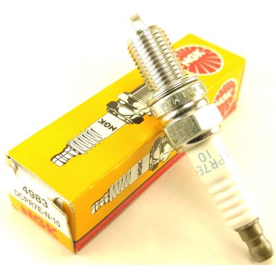 Свеча зажигания NGK 4983 DCPR7E-N-10 | Зображення 1