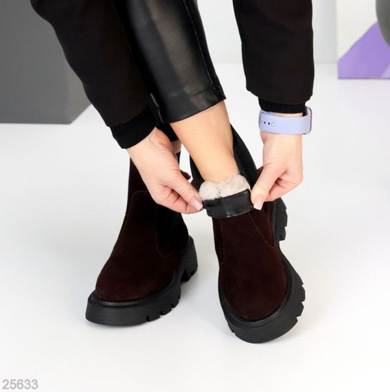 Зручні зимові черевики челсі колір Шоколад з еластичною вставкою | Зображення 4