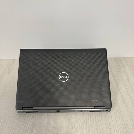 Мобильная рабочая станция Dell Precision 7540 / 15.6" (1920x1080) IPS / Intel Core i5-9400H (4 (8) ядра по 2.5 - 4.3 GHz) / 32 GB DDR4 / 256 GB SSD / nVidia Quadro T2000, 4 GB GDDR5, 128-bit б/у | Зображення 7
