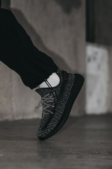 Кроссовки Yeezy Boost 350 v2 Black (Шнурки рефлектив) , Вьетнам 0001 43 | Зображення 9