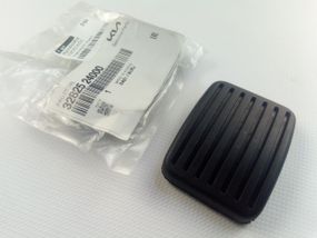 Накладка педалі гальма та зчеплення Hyundai/KIA, MOBIS (3282524000) 1 шт. (32825-24000)