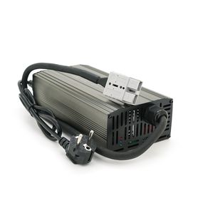 Зарядний пристрій для акумуляторів Li-ion 12V(12,6), 25-30A, 185x88x60mm