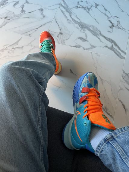 Кросівки Kyrie 7 x Sneaker Room Fire & Water весна / літо / осінь 0130 44 27.5 | Зображення 3