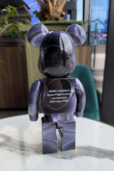 Bearbrick Black Hole дизайнерська статуетка ведмідь Беарбрік 28 см mb019 чорна | Зображення 1